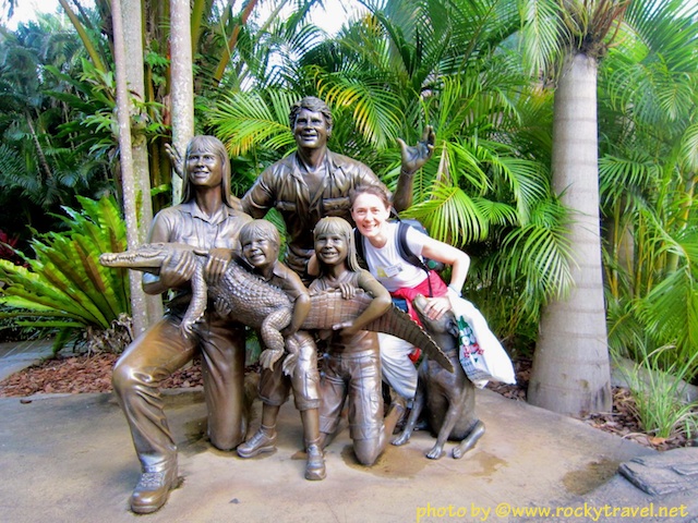 Steve Irwin's Family Sculpture & Me michelaaustraliazoo